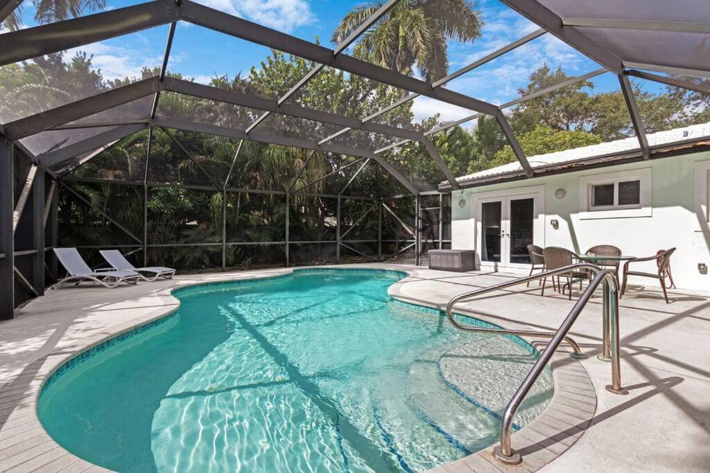 Heated Pool I Soundproof Home I Firepit I 630Mbps Hollywood Exterior photo