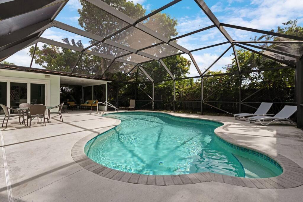 Heated Pool I Soundproof Home I Firepit I 630Mbps Hollywood Exterior photo